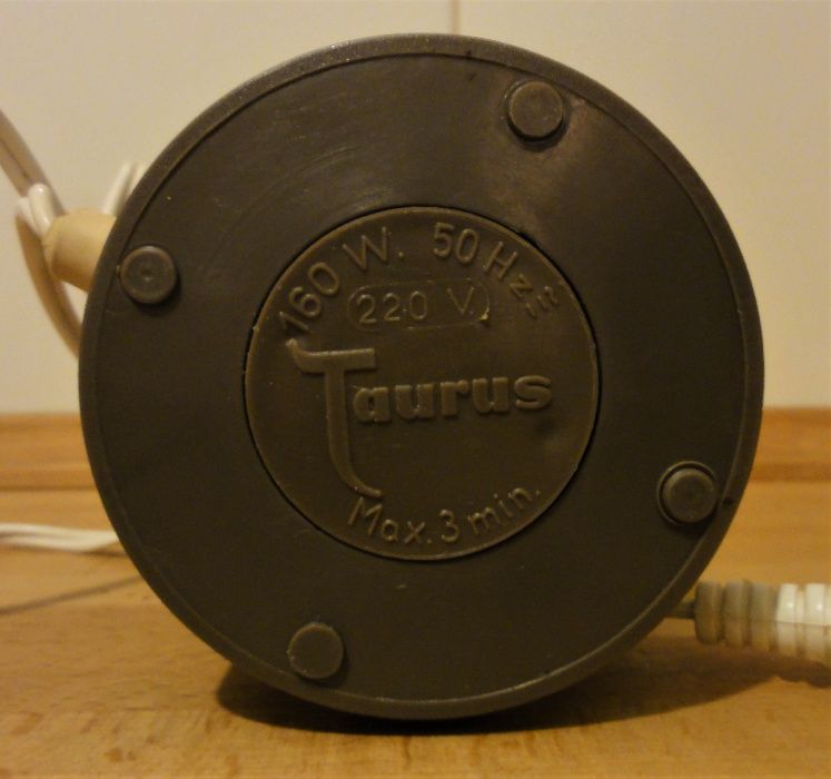Moinho eléctrico de café Taurus (para reparação ou peças)