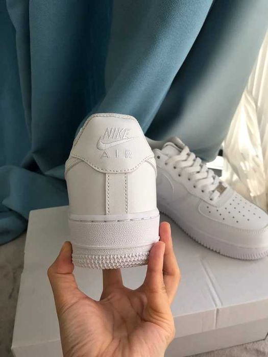 Buty meskie Nike Air Force 1 Low White R.38
