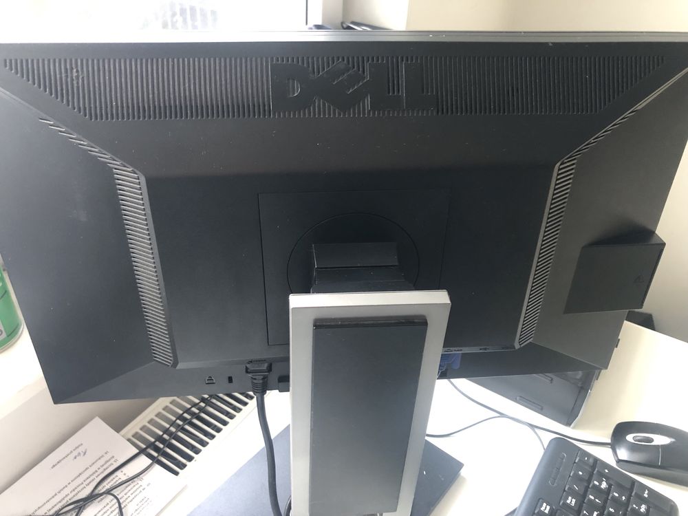 Komputer stacjonarny DELL i5 dysk 512GB monitor DELL