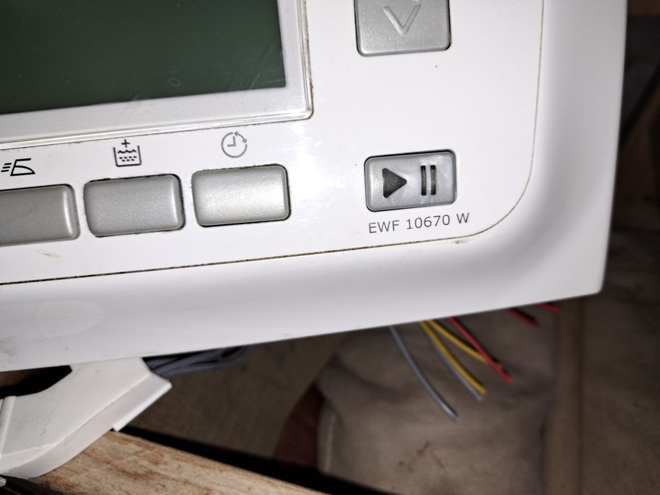 Electrolux EWF 10670W