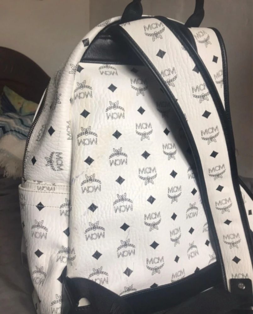 Mochila MCM Original com Bolsa Destacável