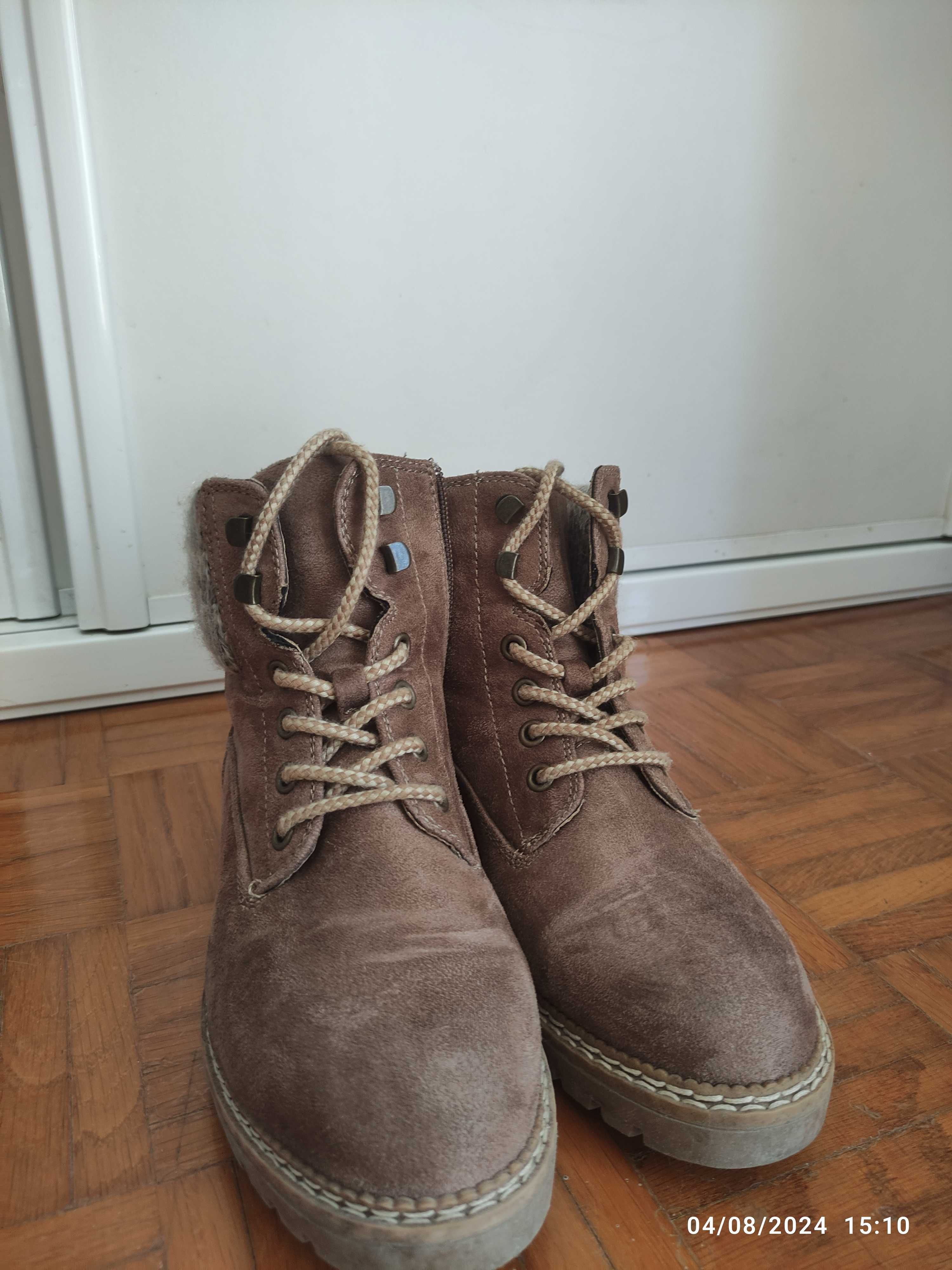 Botas como novas