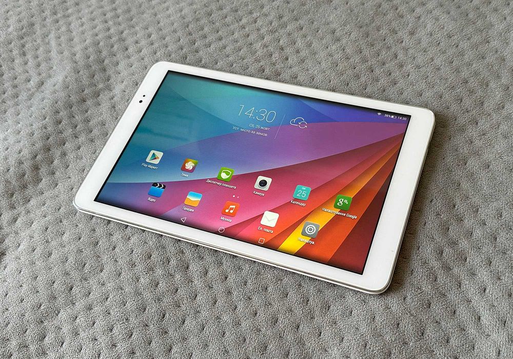 Планшет Huawei Mediapad T1 (10" IPS / 4 ядра / 1 ГБ ОЗУ / 16 ГБ ПЗУ)
