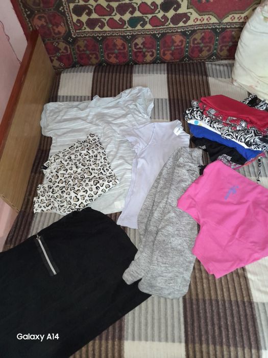 Продам на 50-52 розмір!