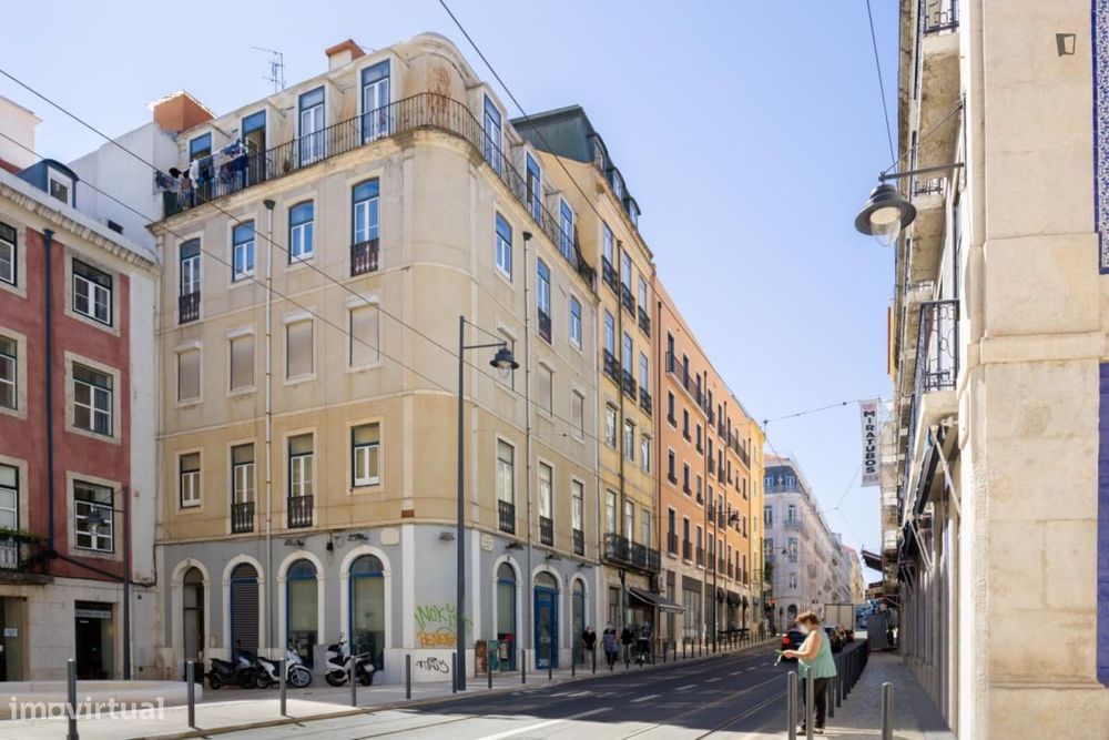 Quarto - localizado em Santos Lisbon