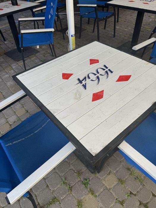 Столи пивні різні