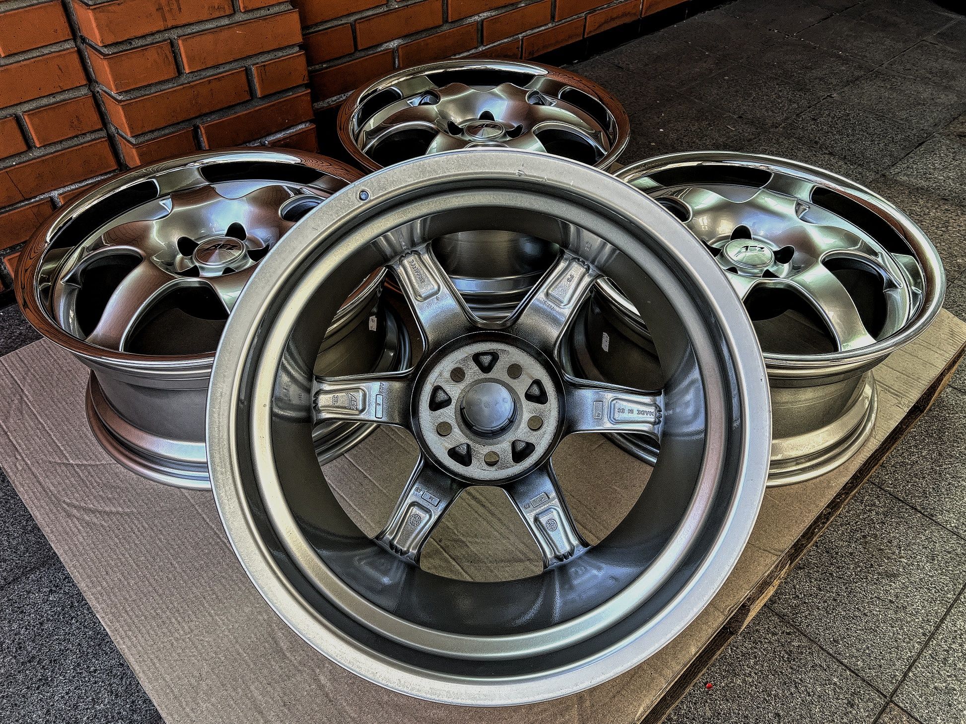 Нові R17 5x100 AEZ | 8J ET35 ЦО60.1 | Original | Germany | Premium NEW