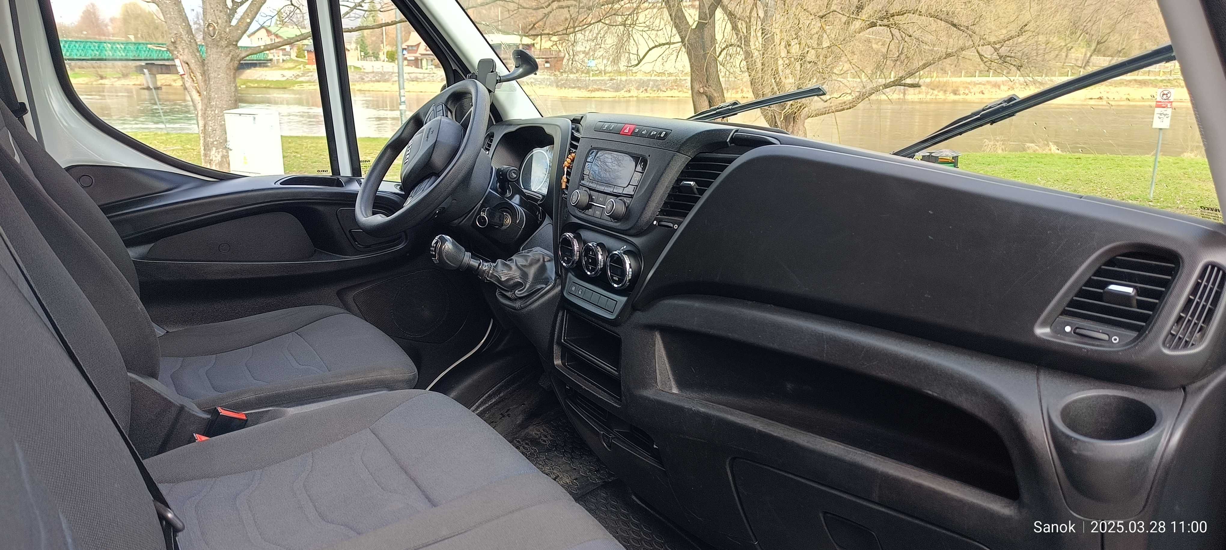 Iveco DAILY 35S16 L4H2 BRYGADÓWKA-7 miejsc