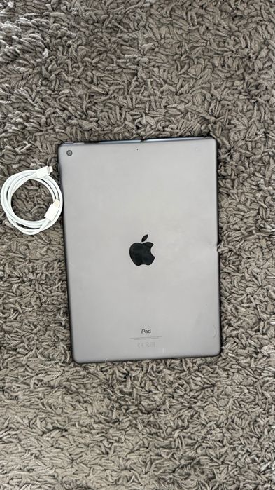 iPad 7 Space Grey