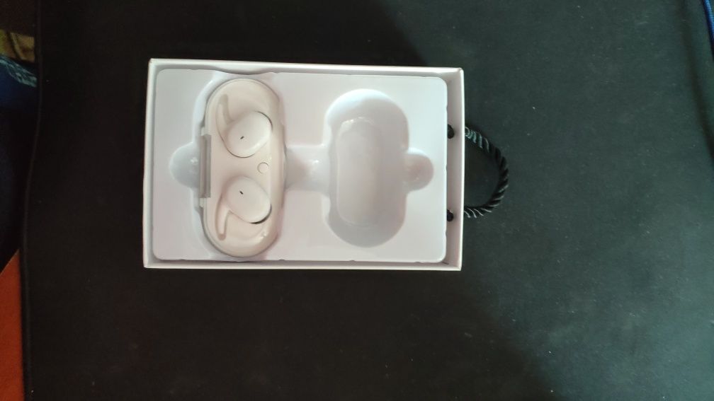 Навушники TWS-4Продам