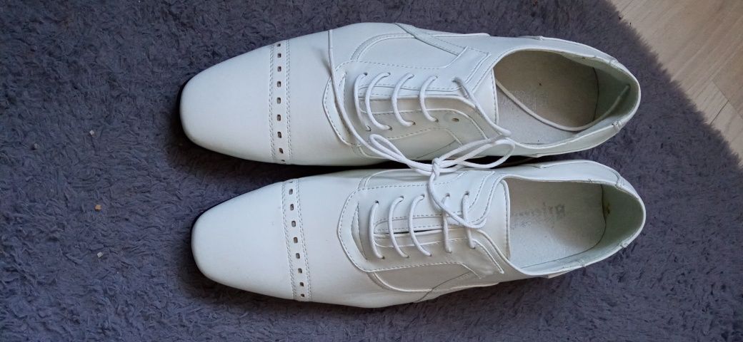 Buty białe imprezowe  komunijne itp