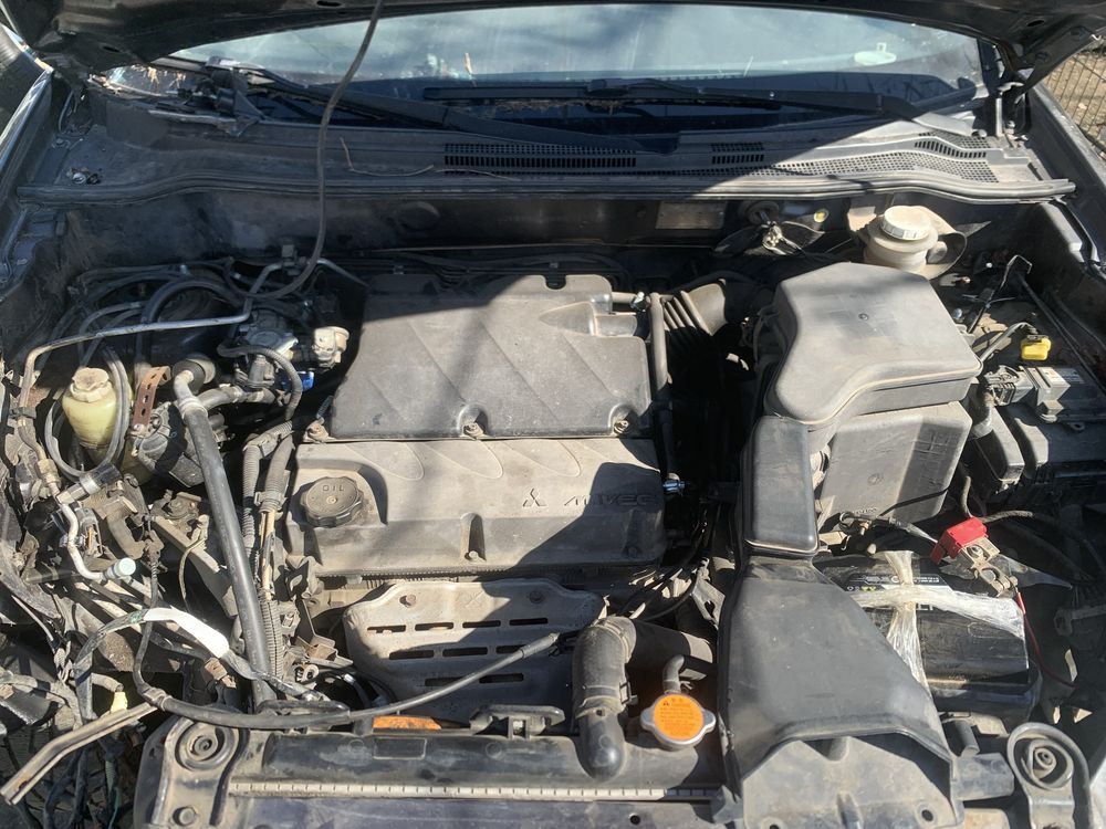 Разборка Mitsubishi Outlander 2,4 2003-2008 (CU)