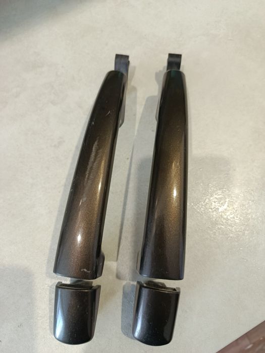 Продаю ручки дверей Пежо 3008