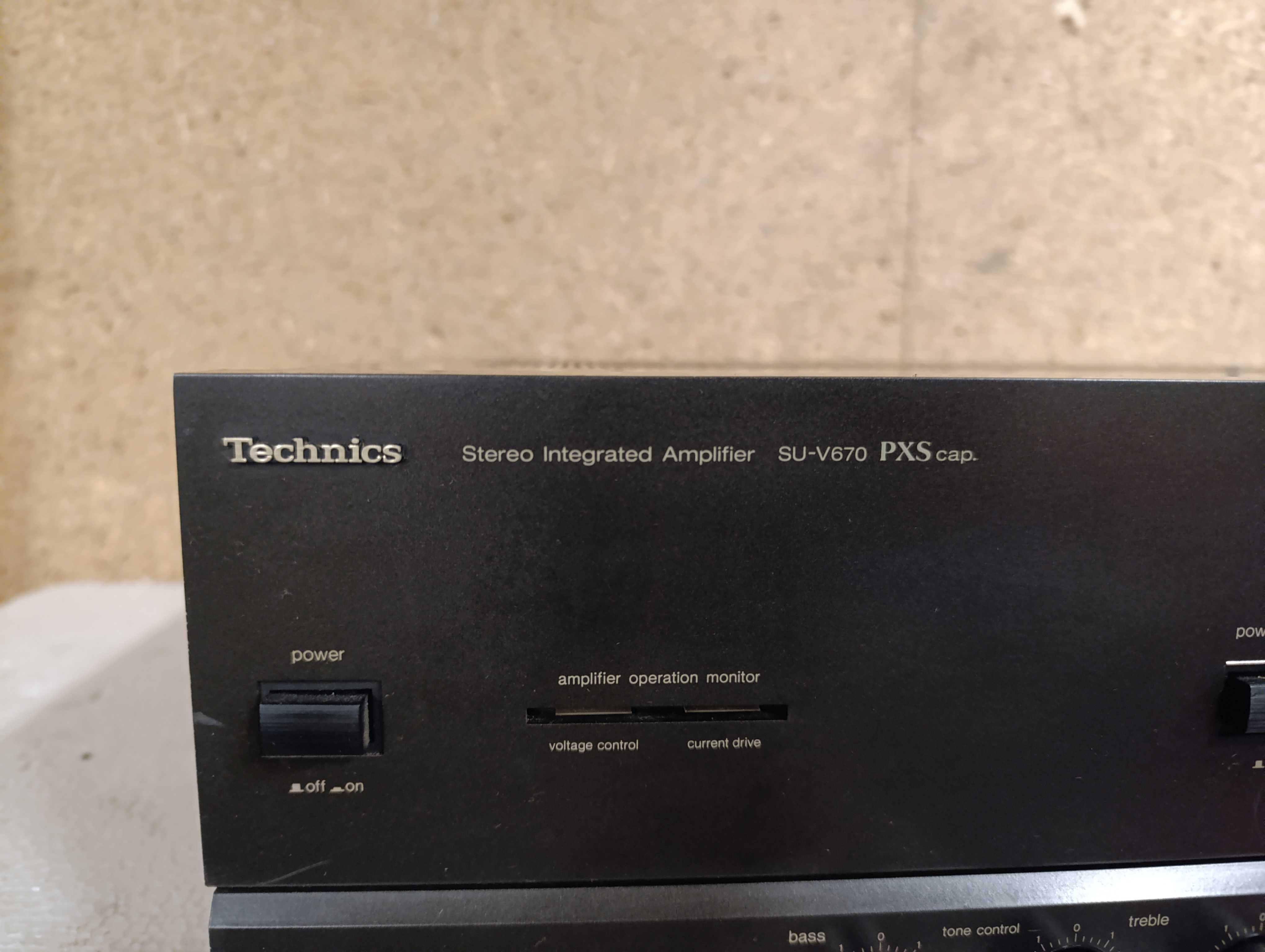 Wzmacniacz Technics SU-V670 PXC CAP - Stereo Integrated Amplifier