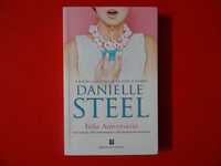 Feliz Aniversário de Danielle Steel