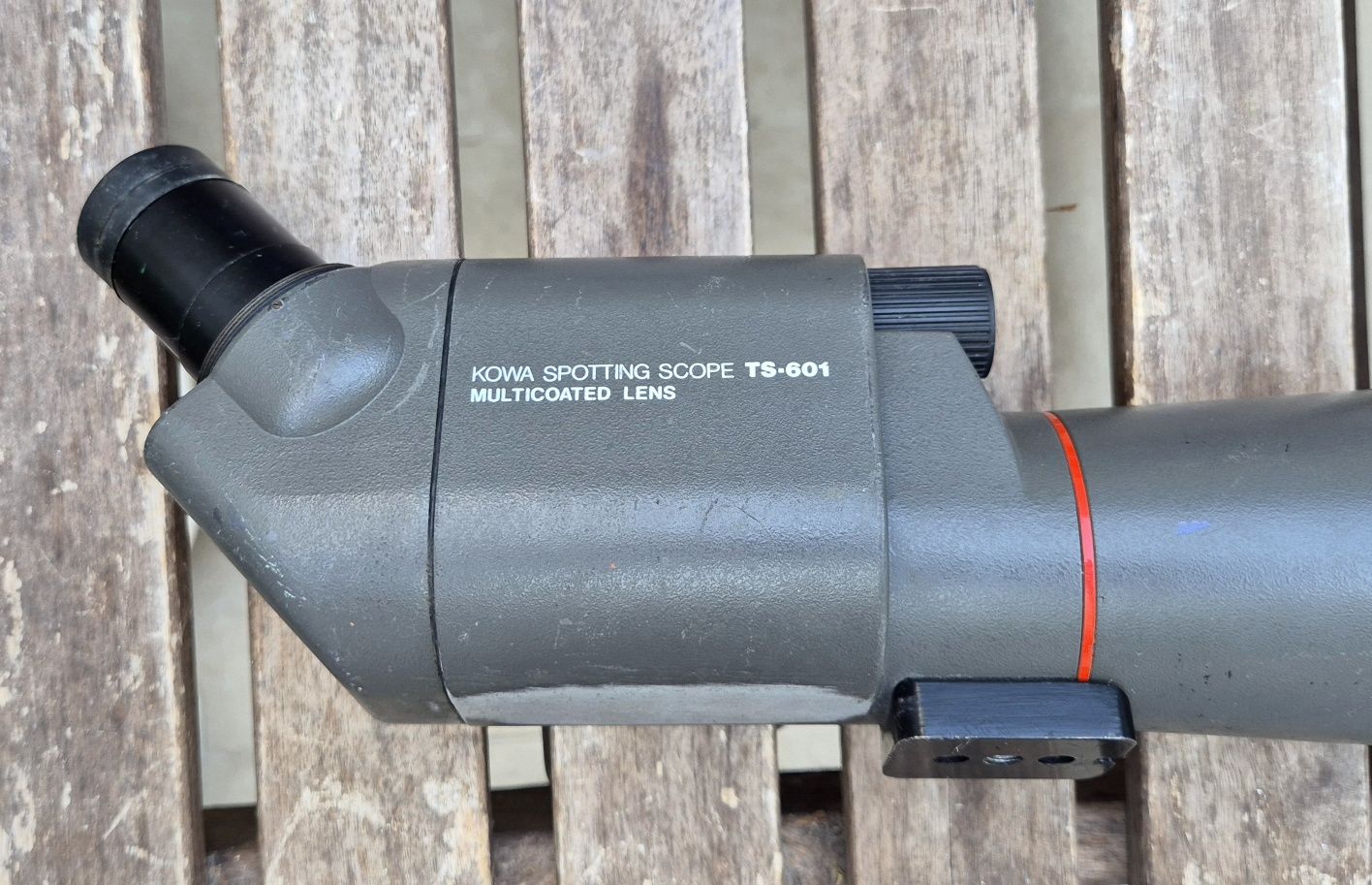 Kowa Telescópio TS-601