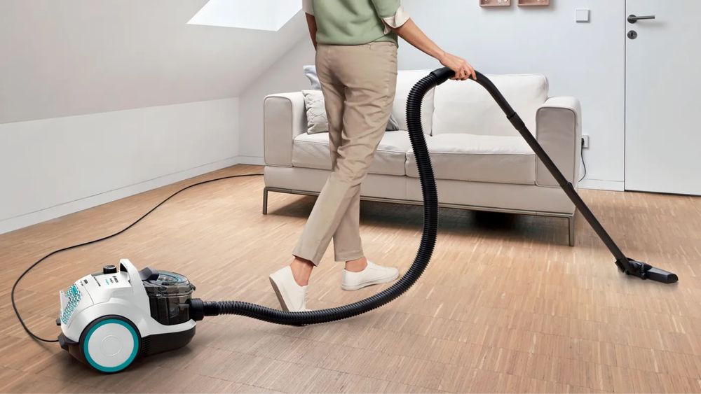 (Novo) Aspirador sem Saco Bosch Serie 4 ProHygienic BGC21HYG1