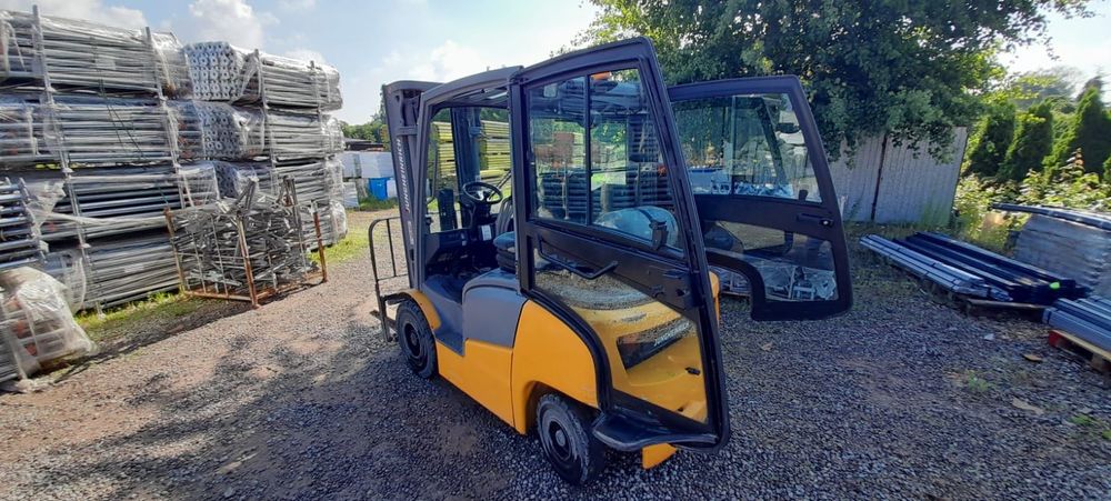 Wózek Widłowy Jungheinrich TFG 425 FV Lublin