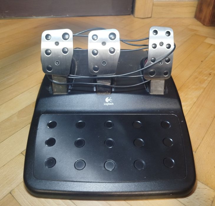 Ігрове кермо Logitech G25