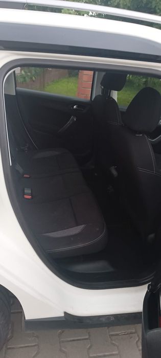 Peugeot 2008 od kobietki