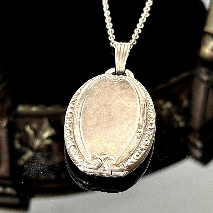 Oryginalna Secesja wiedeńska z 1900 roku wykonana z srebra próby 835