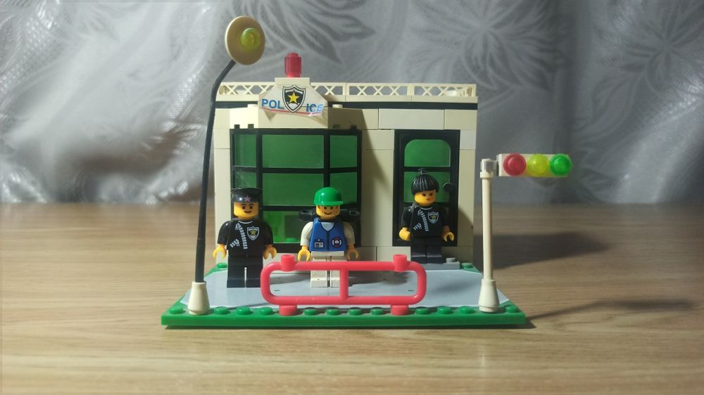 Конструктор Brick полицейский участок