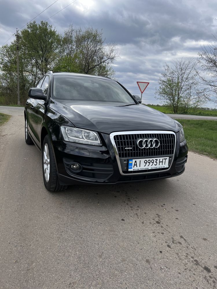 Audi Q5 Quattro Premium 2011