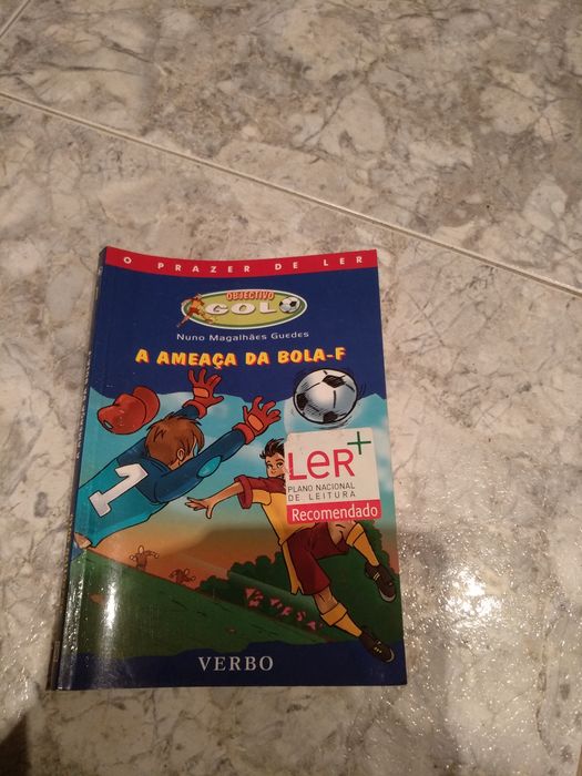 Livro A Ameaça da Bola F