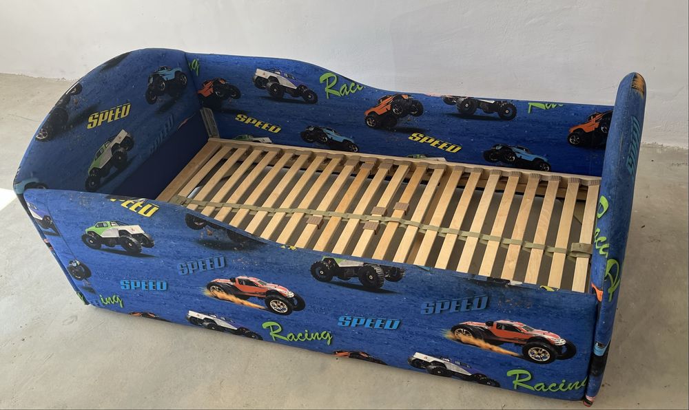 Łozko tapicerowane  dla dziecka 150x70