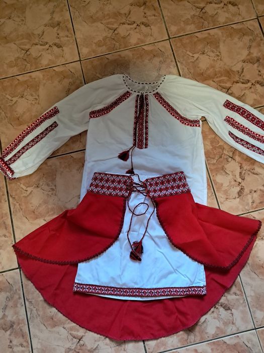 Костюм український вишиванка