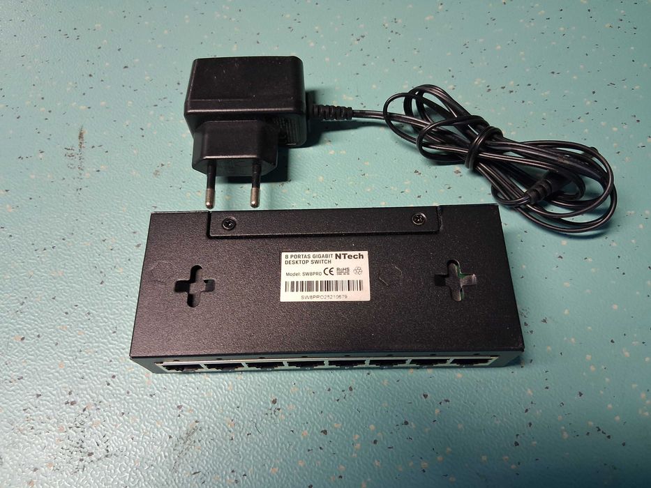 Desktop Switch 8 Portas NTech