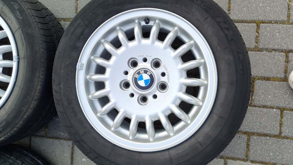 BMW E36 / 5x120 / 15 / 7J / ET47 / igły /