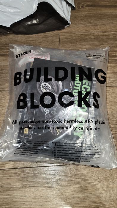 Конструктор мотоцикл типу ЛЕГО  коробка і без!!!