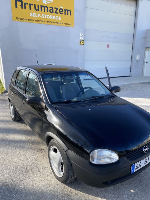 Opel Corsa 1.5 TD, Isuzu, 5 lugares de 1997