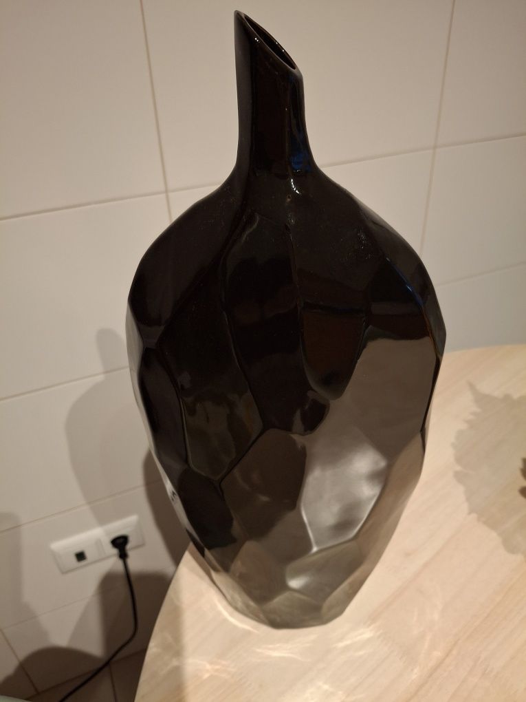 Jarra preta de decoração