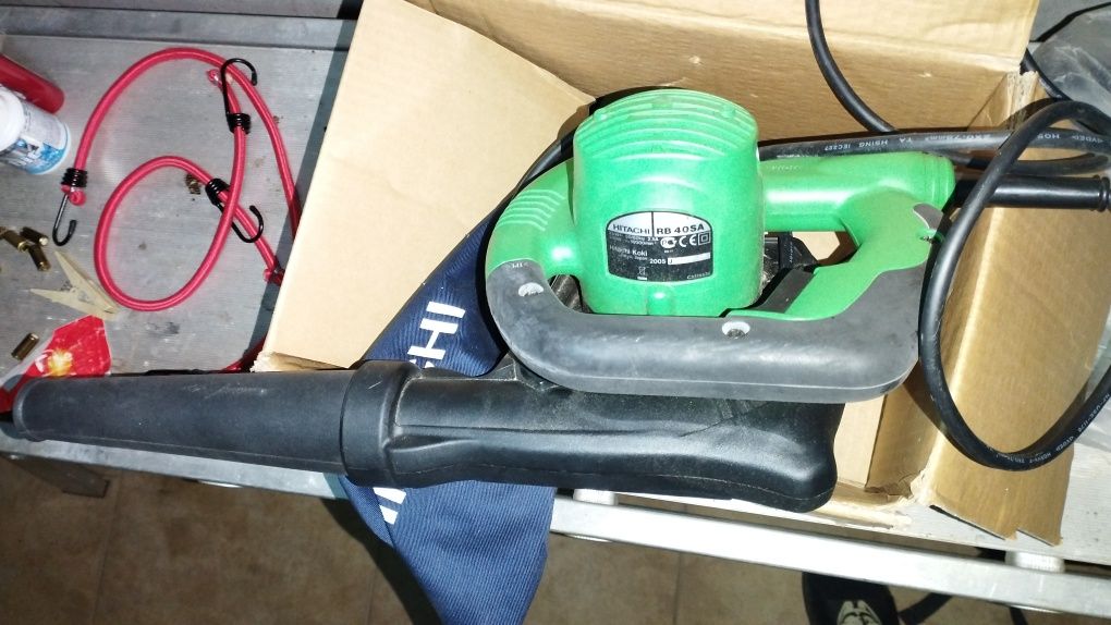 воздуходувка пылесос Hitachi RB40SA
