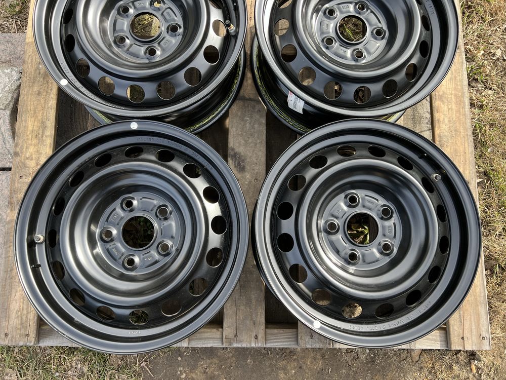 4xfelga stalowa 15” TOYOTA (5x114,3 ET39) z TPMS - demo