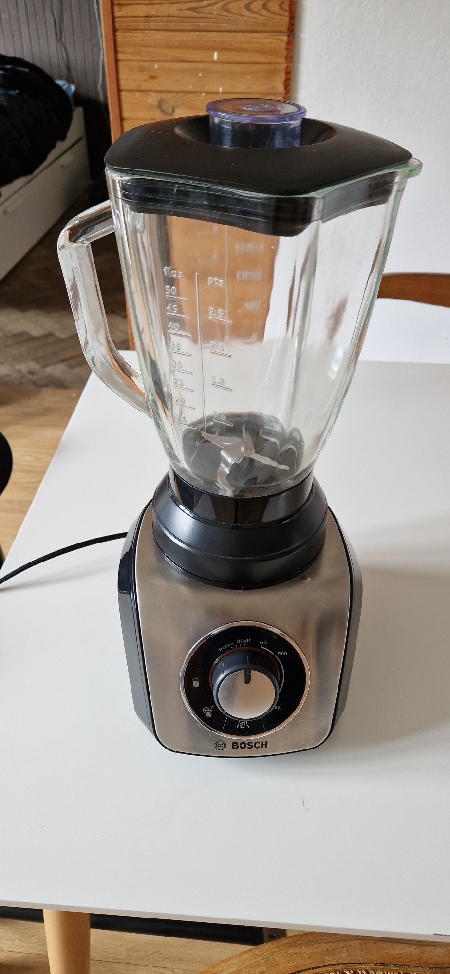 Blender kielichowy Bosch 800W