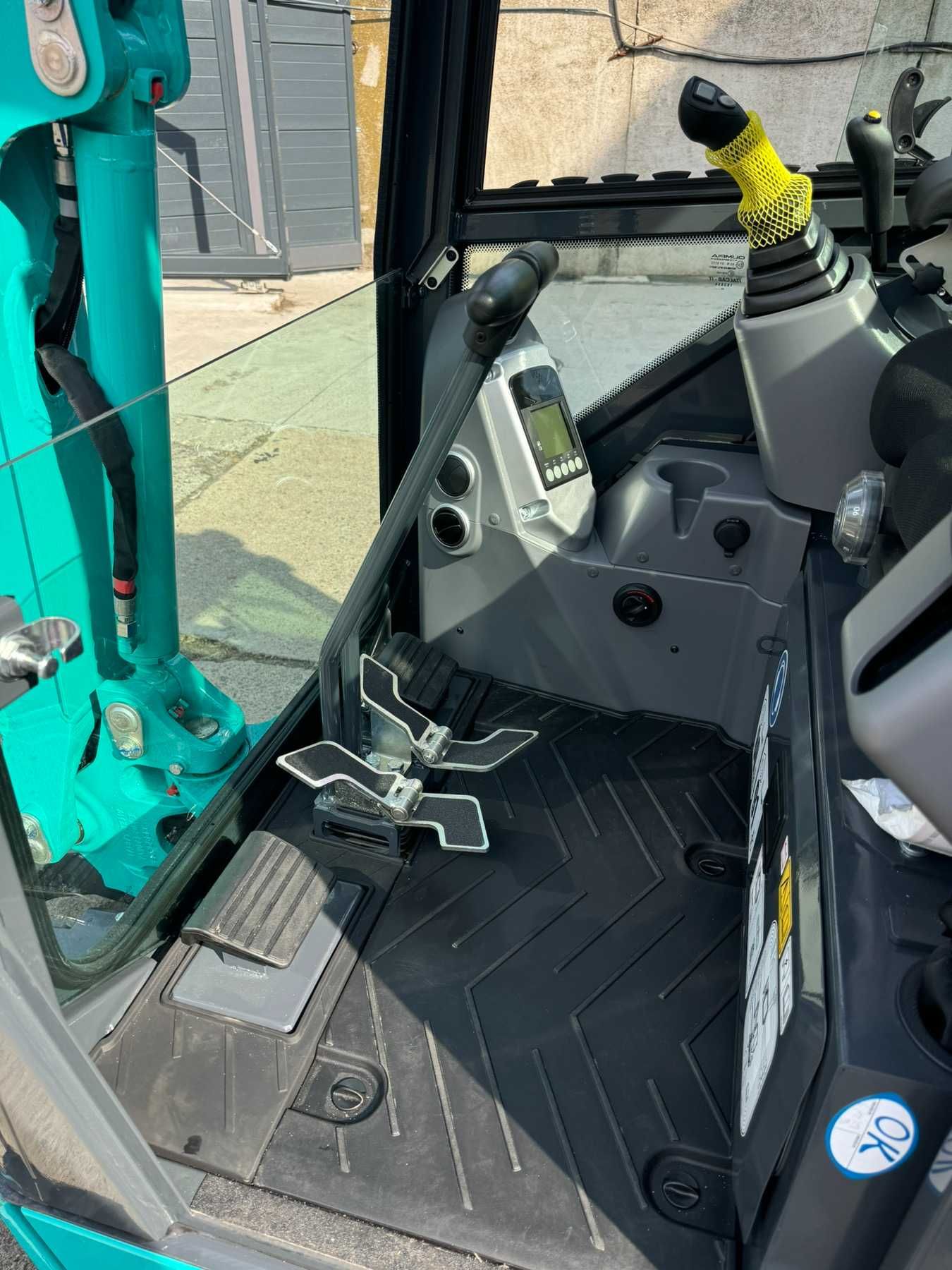 Новий міні екскаватор KOBELCO SK19 2 тони Японія JCB CAT KUBOTA