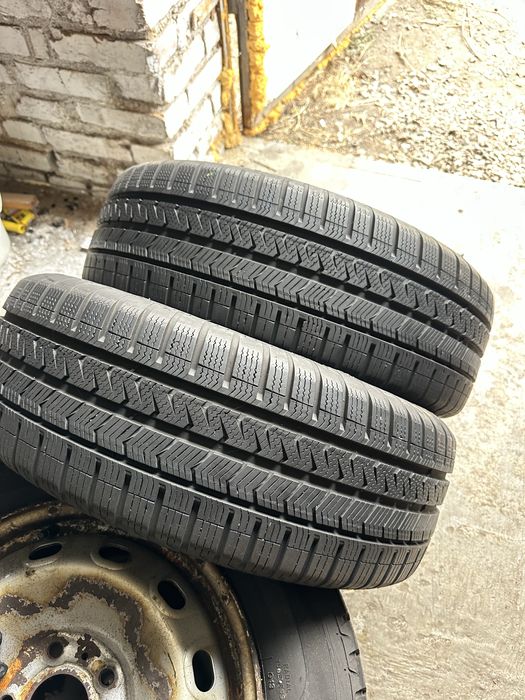Пара 215/60 R16  Vredestein Quatrac 5  /2шт./всесезон/