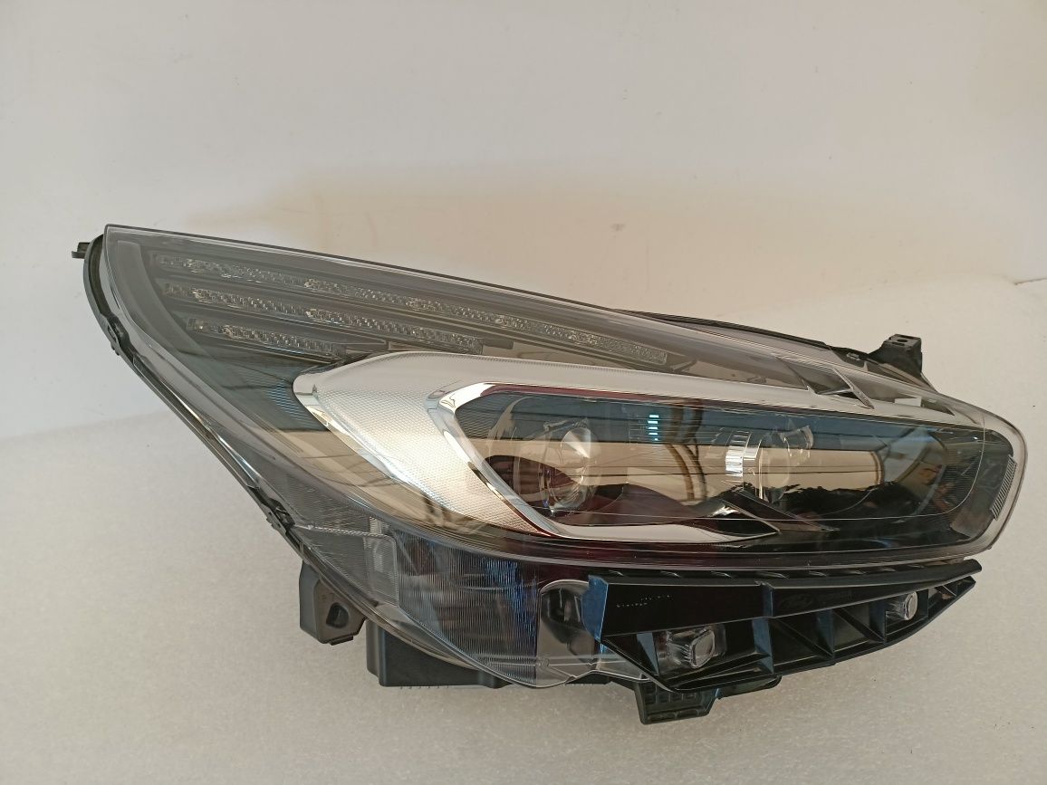 Ford S-Max MK2 lampa prawy przód prawa przednia LED 15-