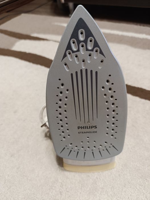 Праска Phillips 2300w