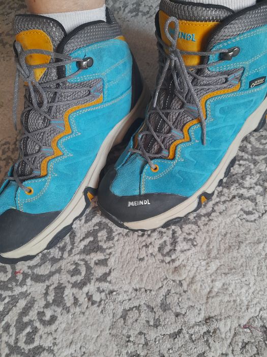 Жіночі шкіряні  черевики