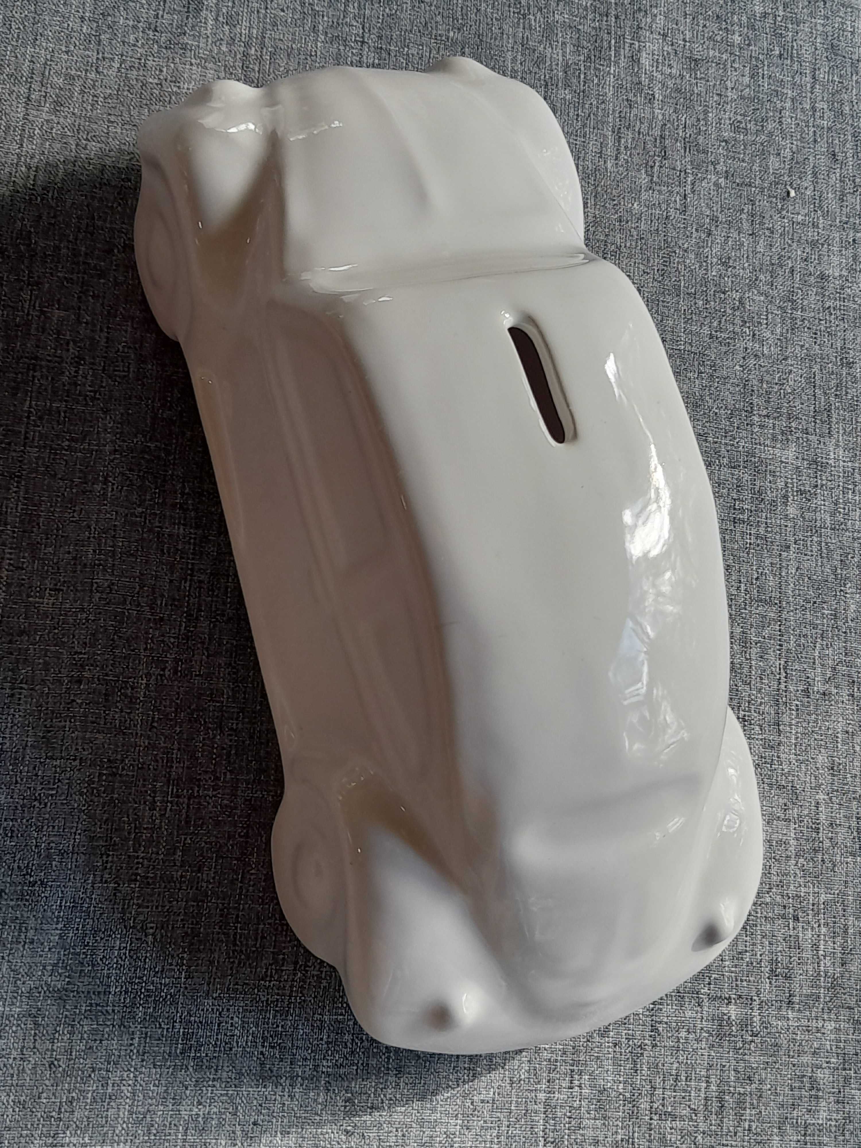 Porcelanowa skarbonka VW Garbus