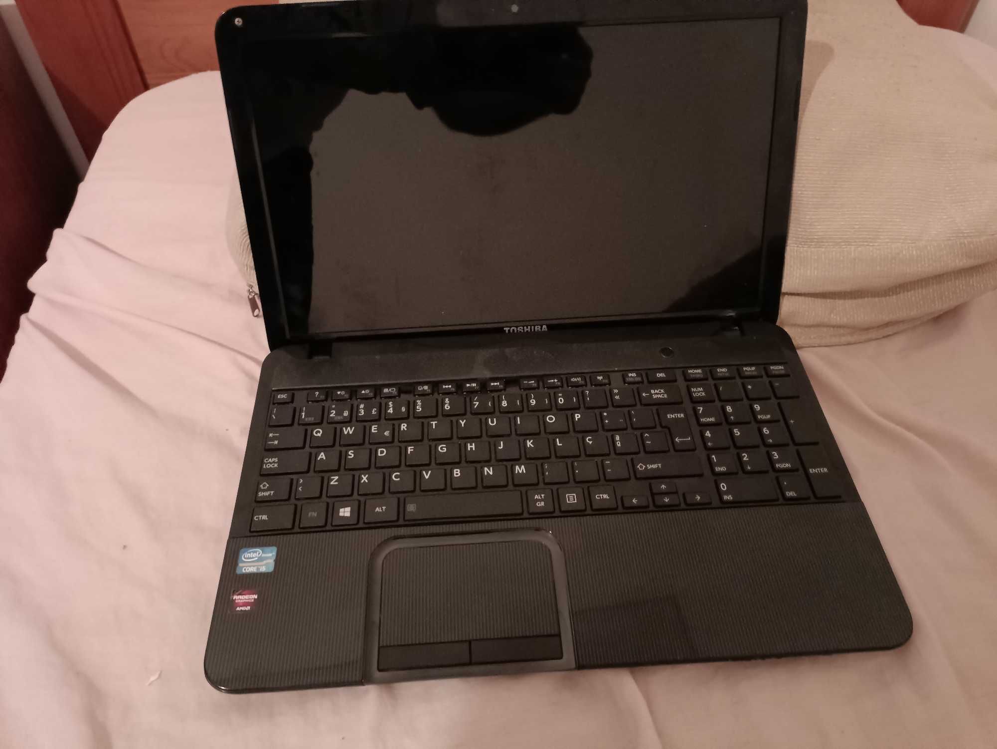 Toshiba L850 avariado