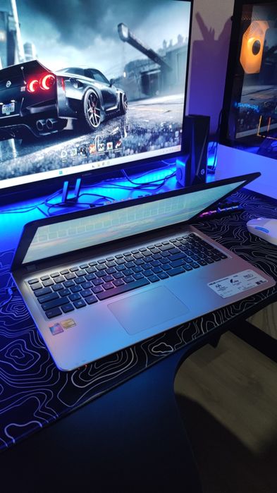 Продам Мощный Ноутбук core i3 Nvidia SSD
