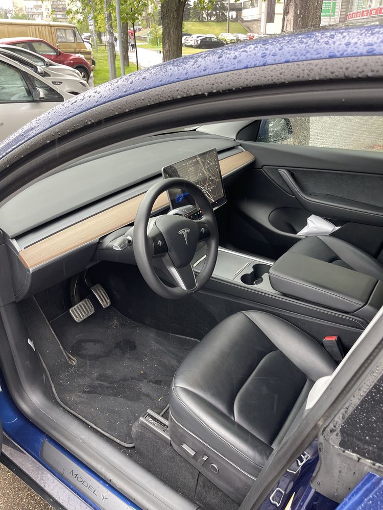 Tesla model Y long range