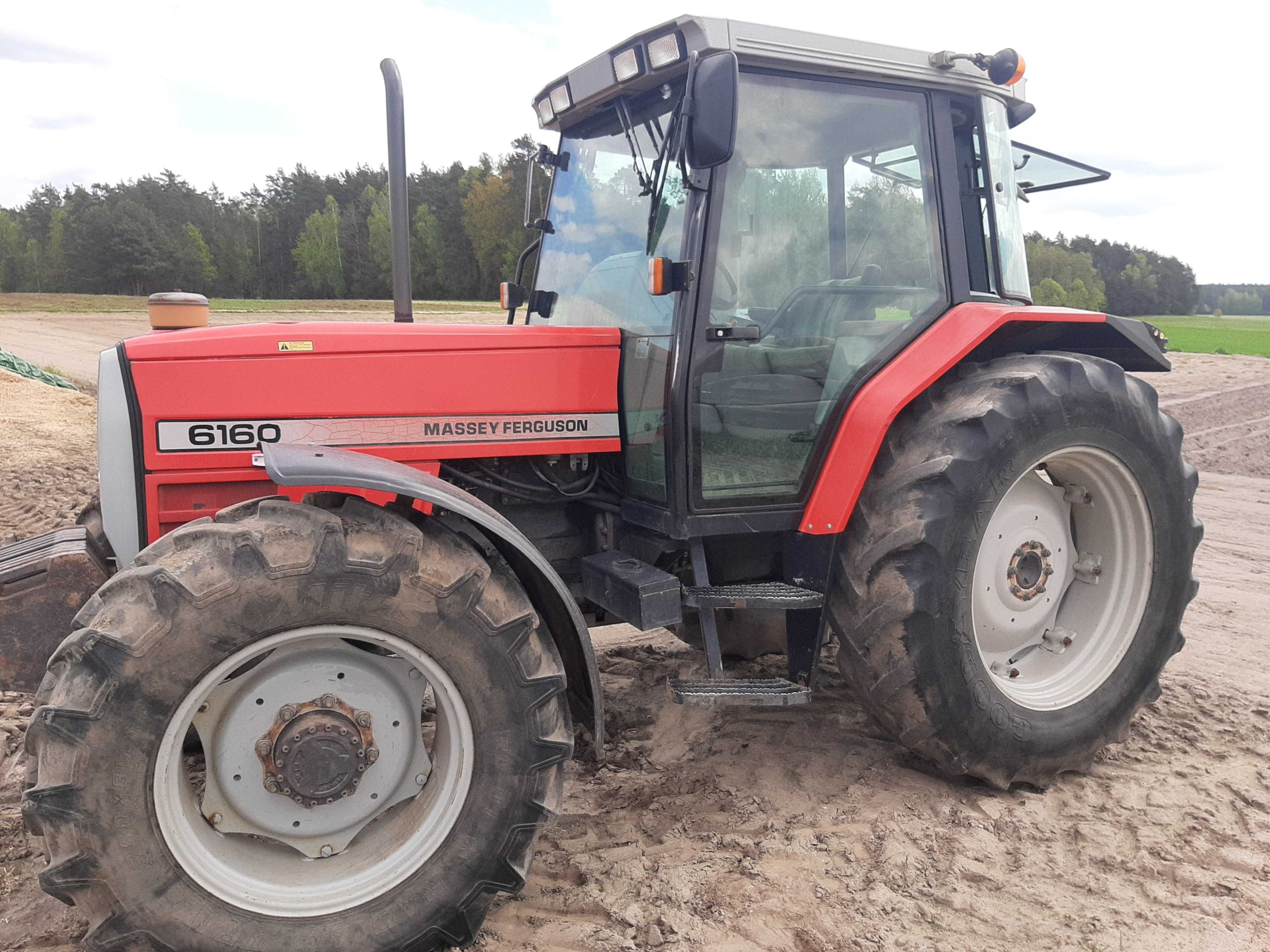 Massey Ferguson 6160