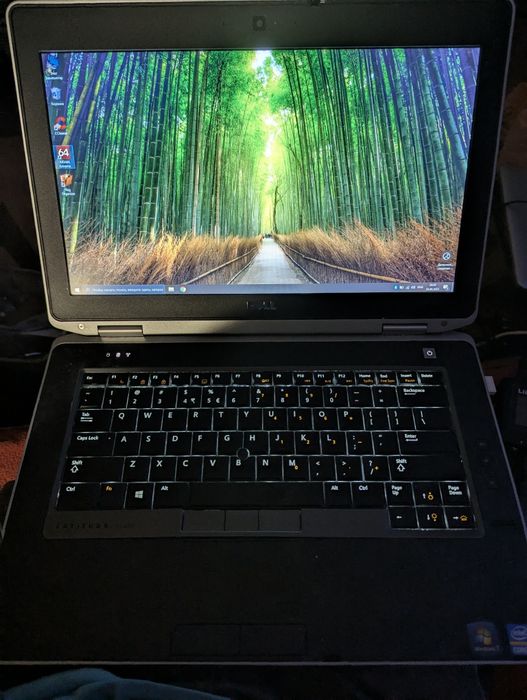 Dell Latitude с 2 В. Карт: 14",i7-3.7 GHz, 10DDR3, 256SSD, Nvidia, 4G,