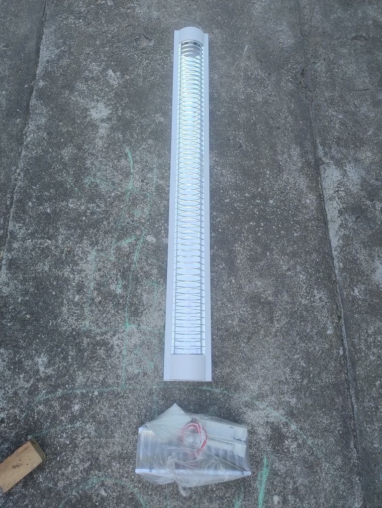 Oprawa nadtynkowa LED 2x18w 120cm
